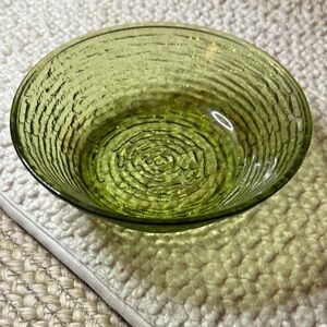 Vintage Anchor Hawking Avocado Green Textured Glass Bowl